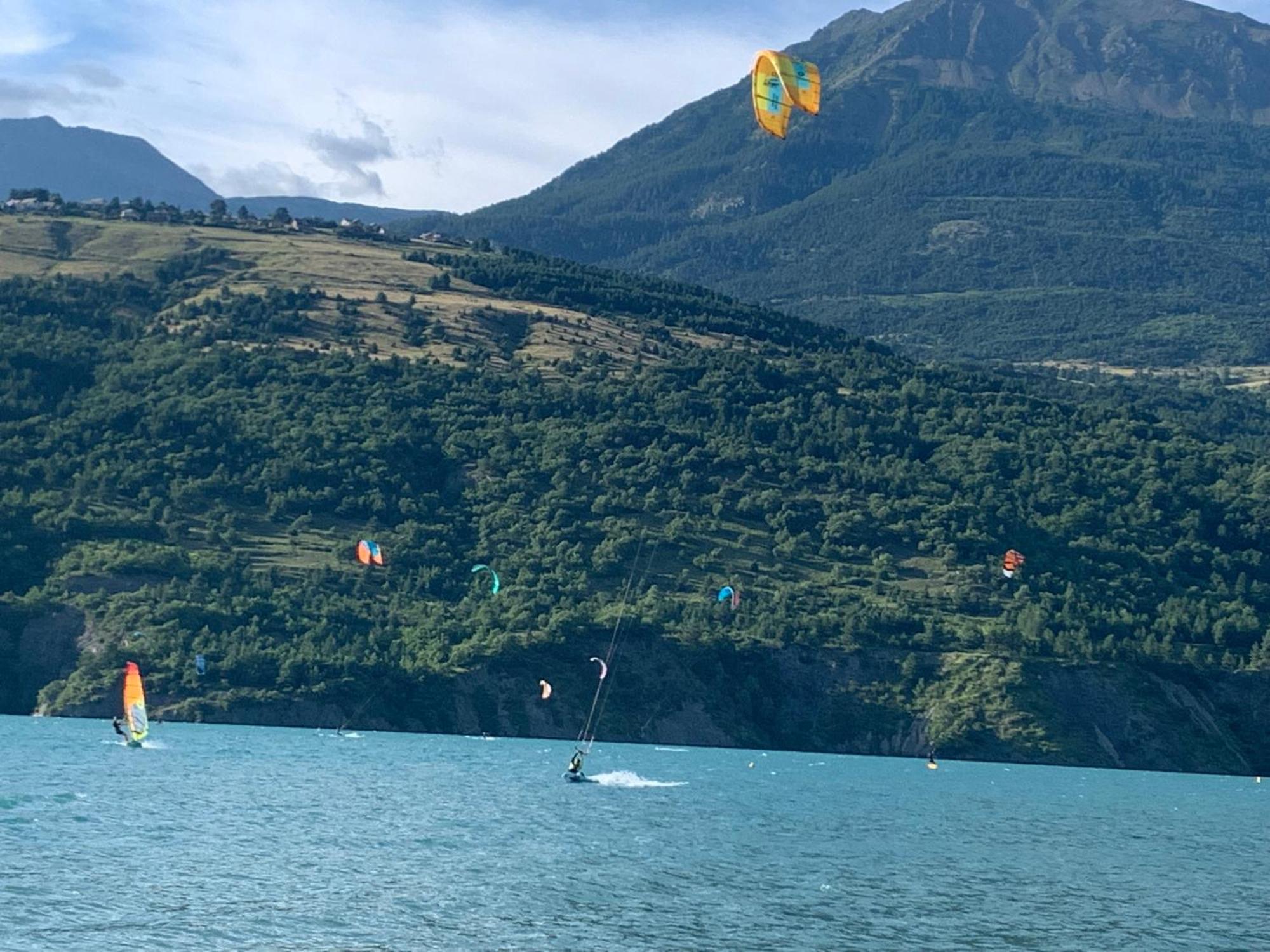 Le Petit Soleil Apartment Siguret Bagian luar foto