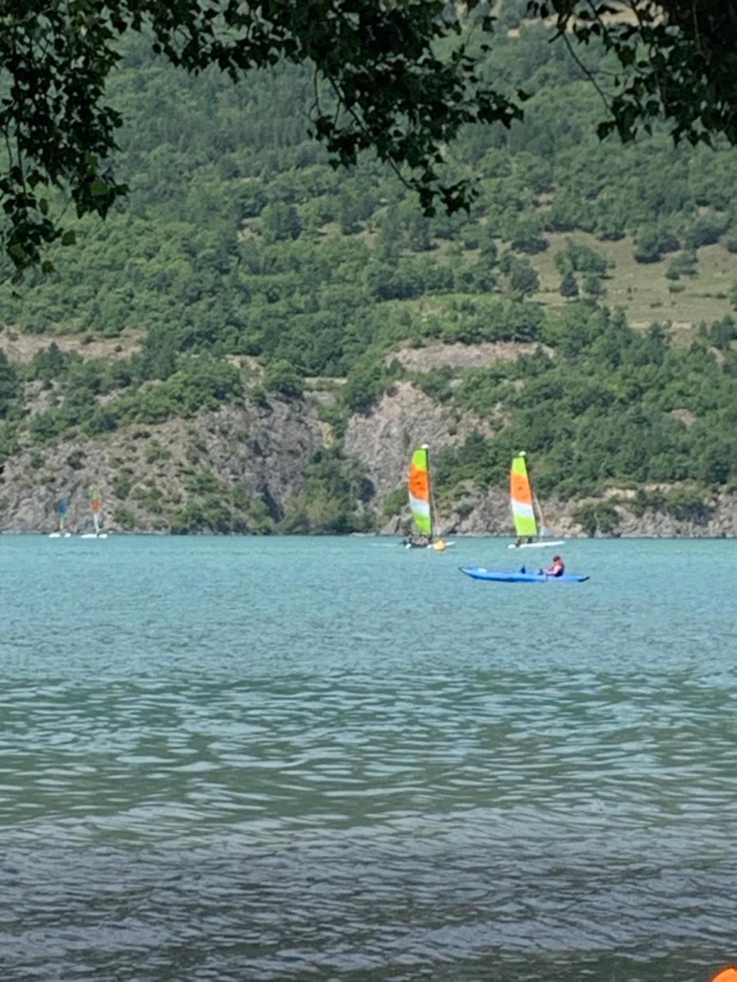 Le Petit Soleil Apartment Siguret Bagian luar foto