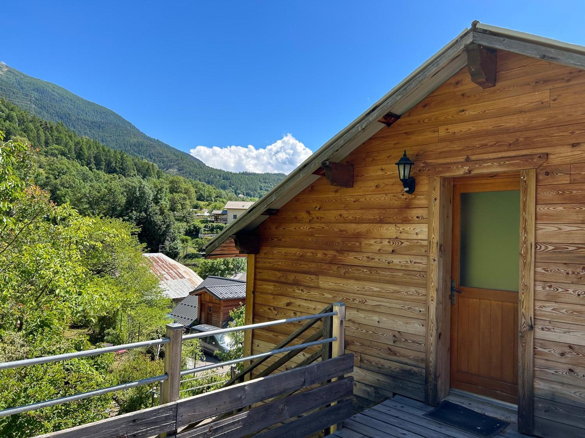 Le Petit Soleil Apartment Siguret Bagian luar foto